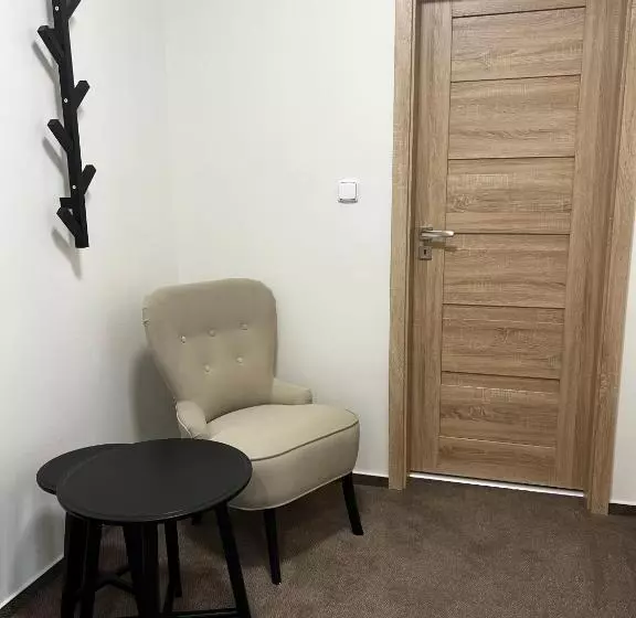 Majatalo Penzion Na Císařství