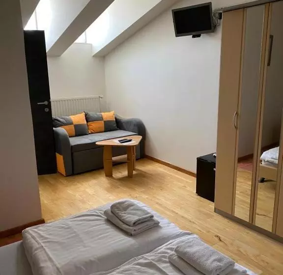 Majatalo Penzion Na Císařství