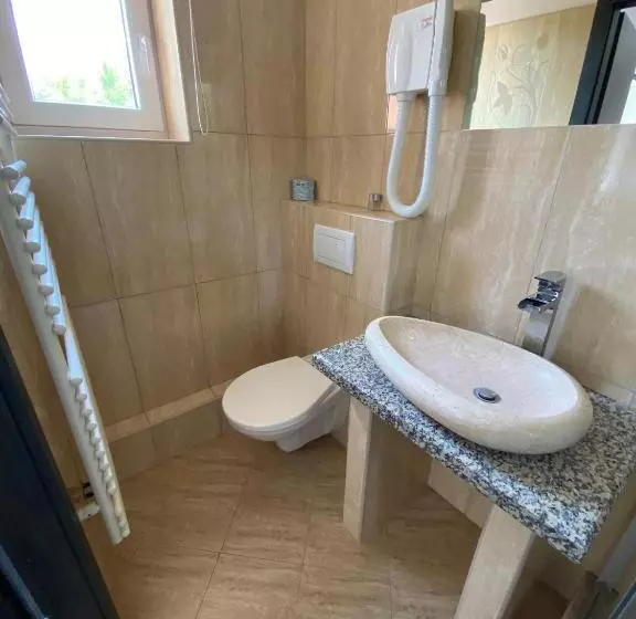 Majatalo Penzion Na Císařství