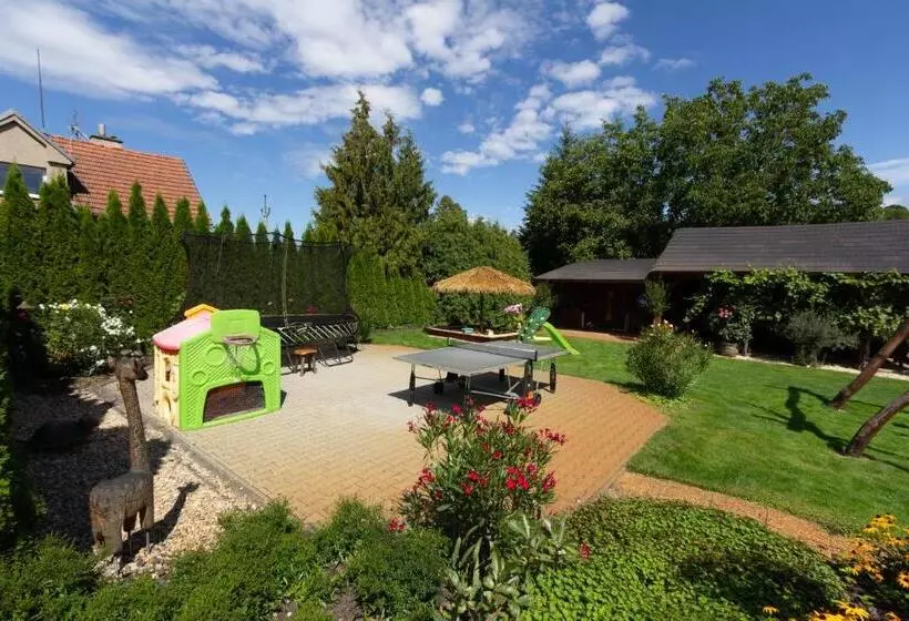 Majatalo Penzion Pod Hradem