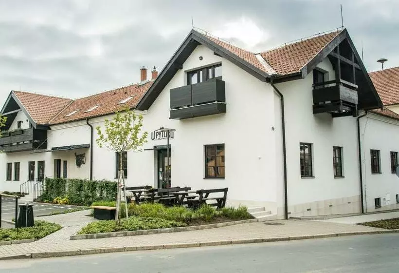 ペンション Restaurant Na Návsi