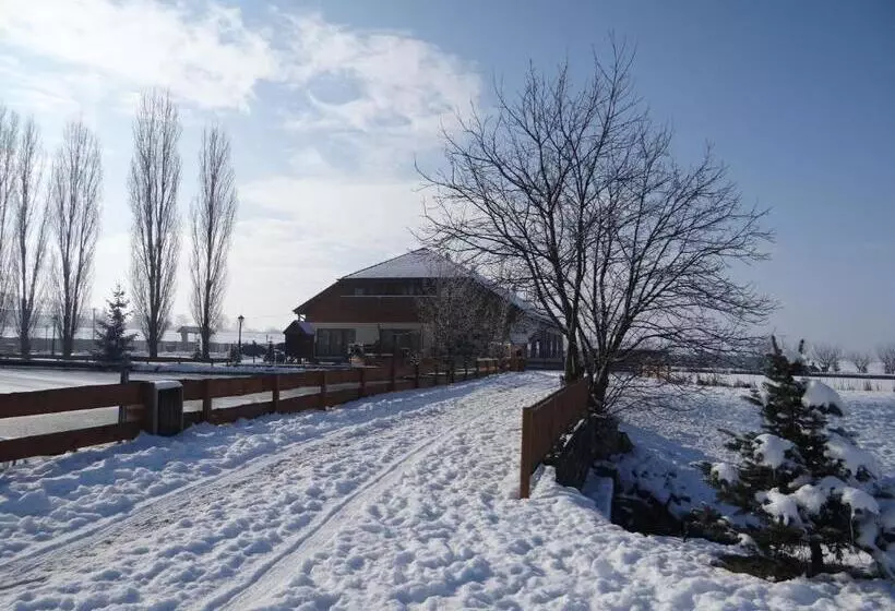 Majatalo Rybárska Bašta A Penzión Dobys