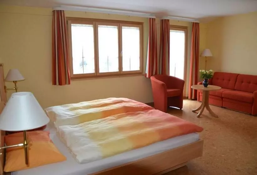 Hotelli Gasthof Kreuz