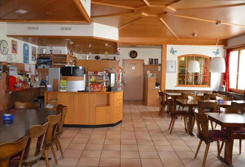 Hotelli Gasthof Kreuz