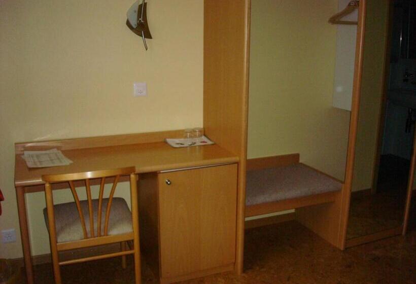 בית מלון כפרי Gasthof Kreuz