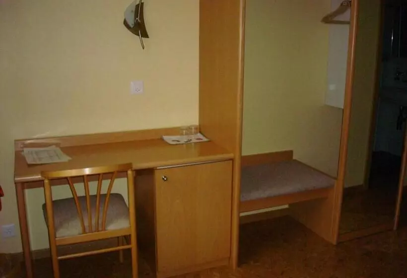 Hotelli Gasthof Kreuz