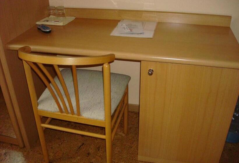 בית מלון כפרי Gasthof Kreuz