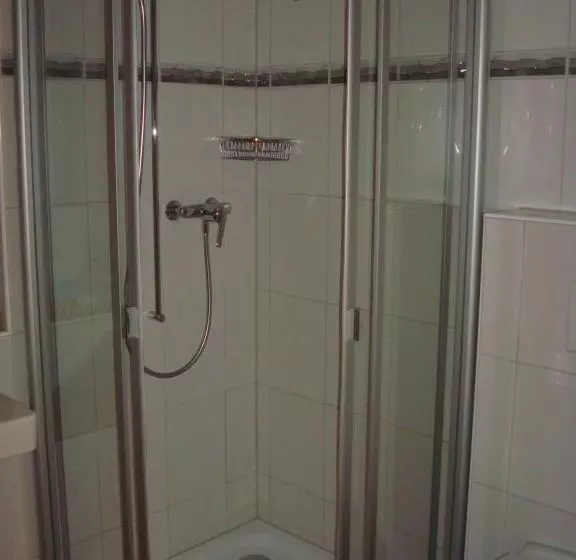 Hotelli Gasthof Kreuz