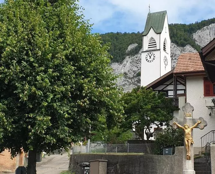 Hotelli Gasthof Kreuz