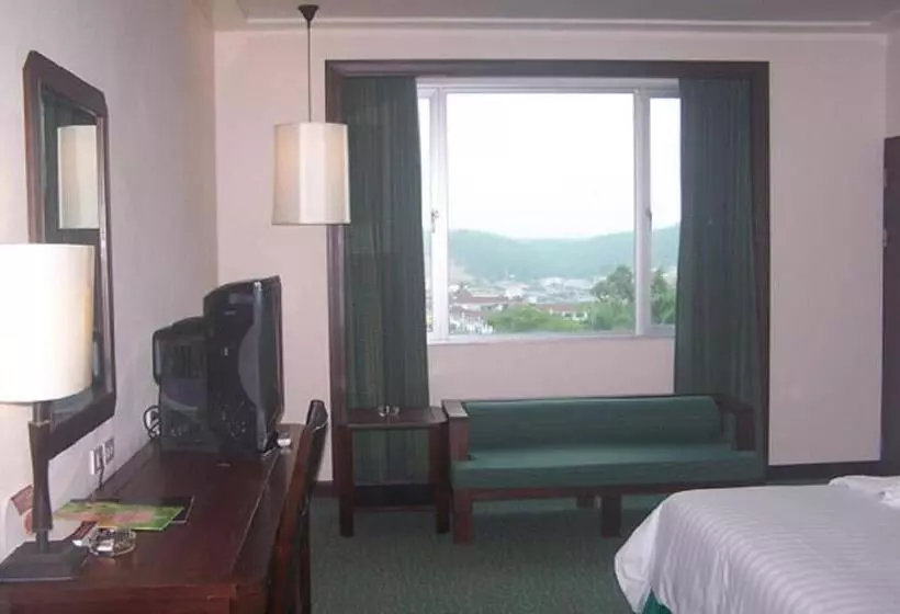 Hotelli Grand Mandarin Betong