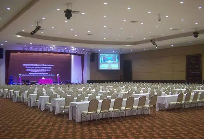 Hotelli Grand Mandarin Betong