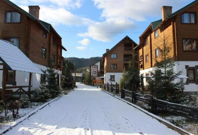 Hotelli Hirskyy Svitanok