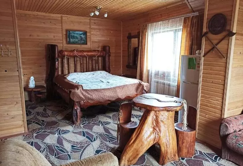 Hotelli Hirskyy Svitanok