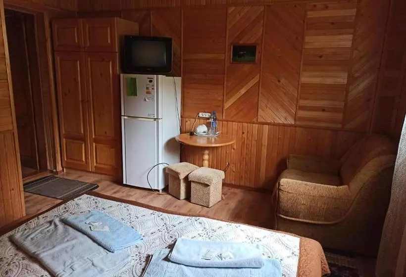 Hotelli Hirskyy Svitanok