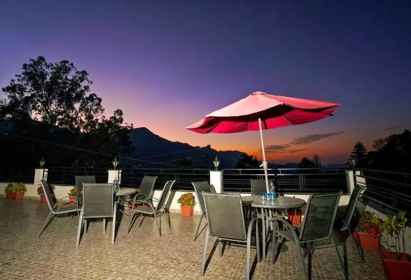 ホテル Mayur  Bar And Restaurant