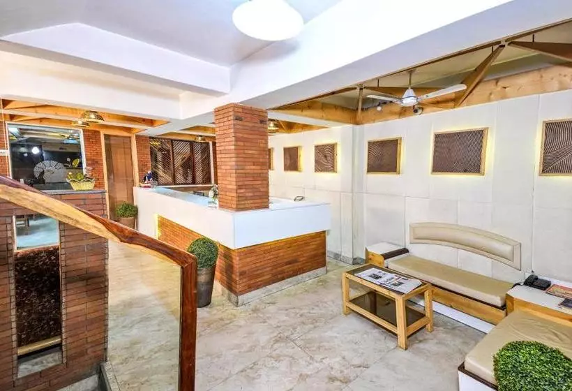 ホテル Mayur  Bar And Restaurant