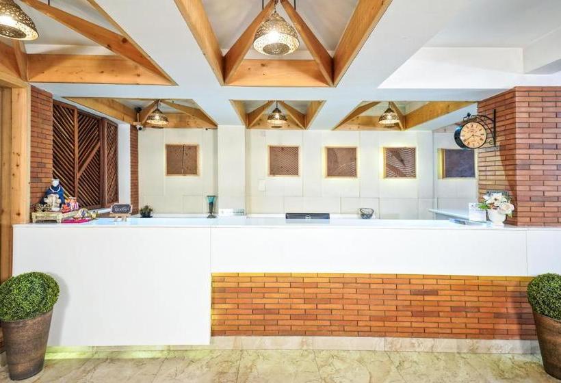 בית מלון כפרי Mayur  Bar And Restaurant