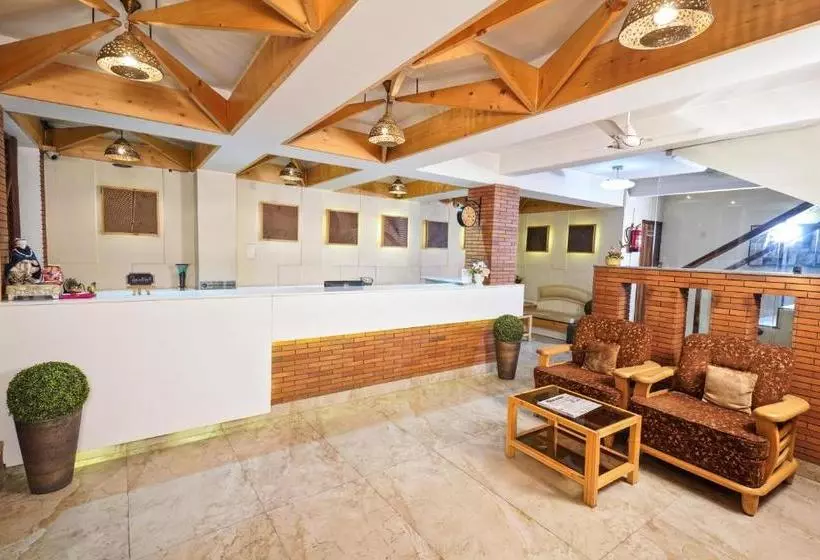 ホテル Mayur  Bar And Restaurant