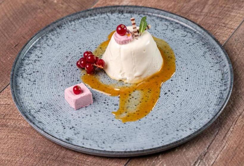 Hotel Pensiunea Iristar