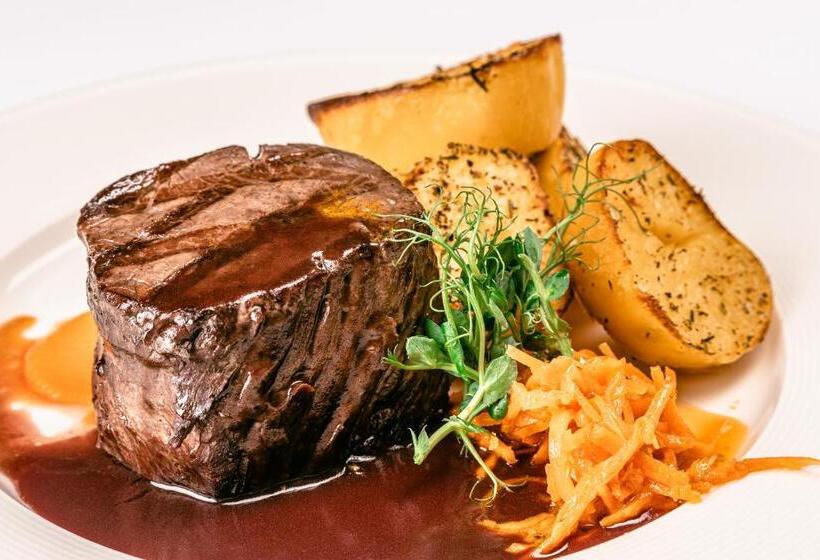 Hotel Pensiunea Iristar