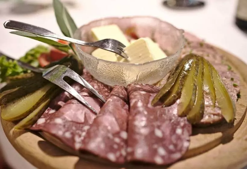 Hotelli Restaurant Im Heisterholz