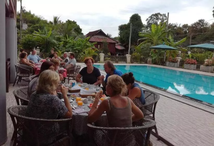 Hotelli Senesothxuene