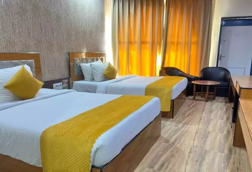 Hotelli The Royal Paradise Resort And Salt Yard