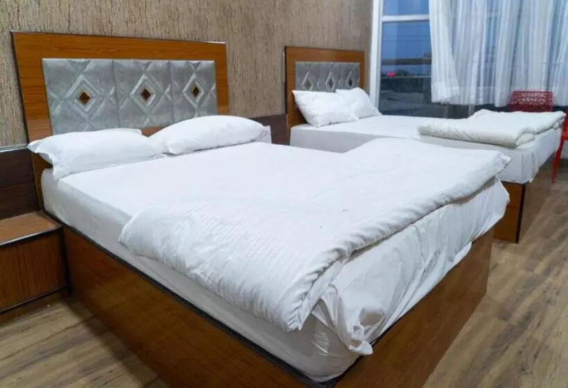 Hotelli The Royal Paradise Resort And Salt Yard