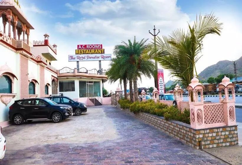 Hotelli The Royal Paradise Resort And Salt Yard