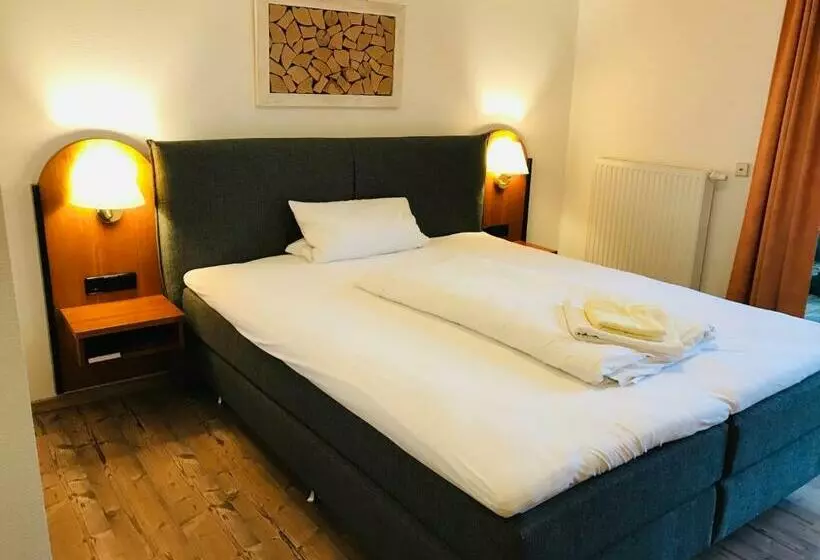 Landhotel Und Gasthof Hirsch Hüttenreute