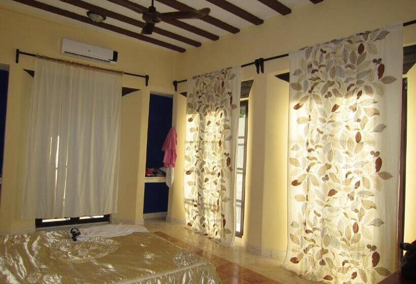 بنسيون Casa De Los Pianos