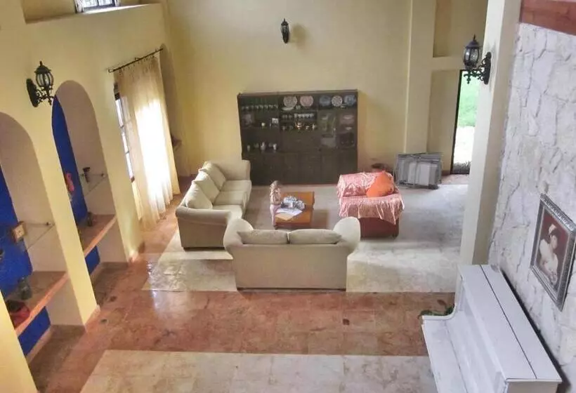 Majatalo Casa De Los Pianos