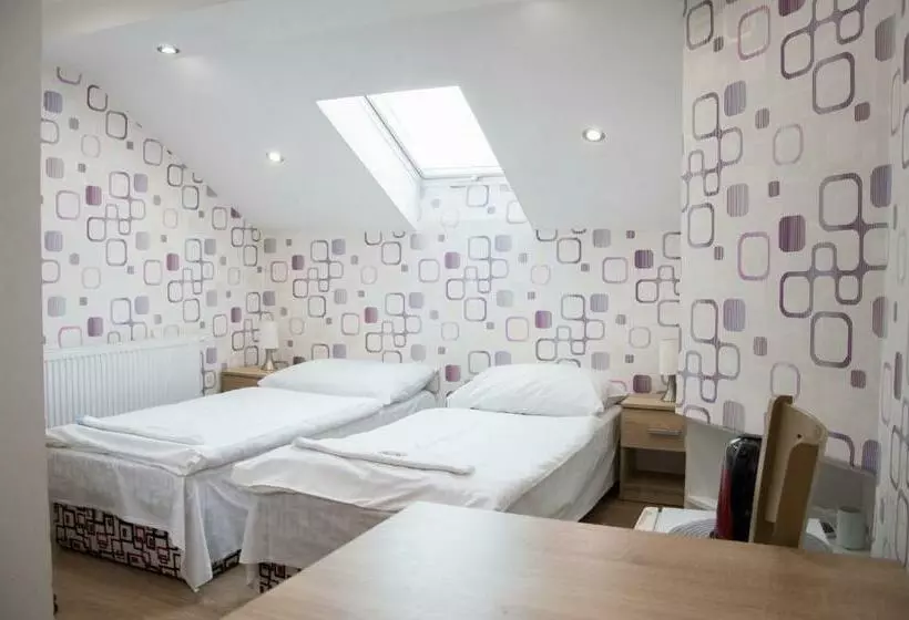 پانسیون Penzion Adriana