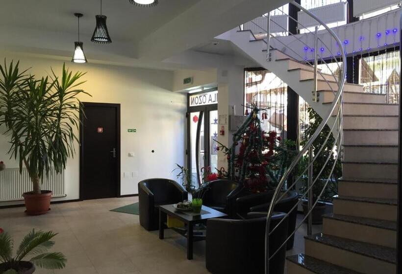 פנסיון Vila Ozon