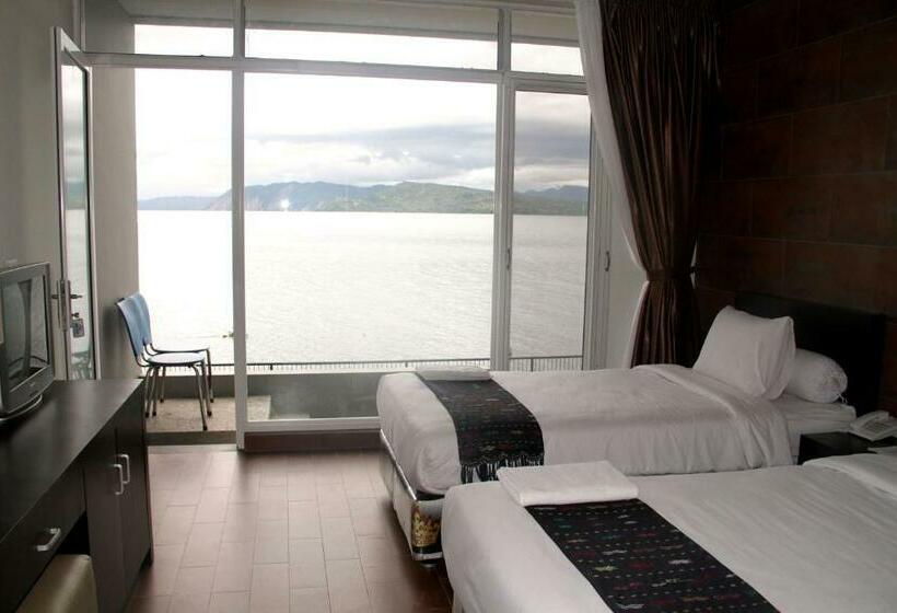 منتجع Tiara Bunga Hotel & Villa