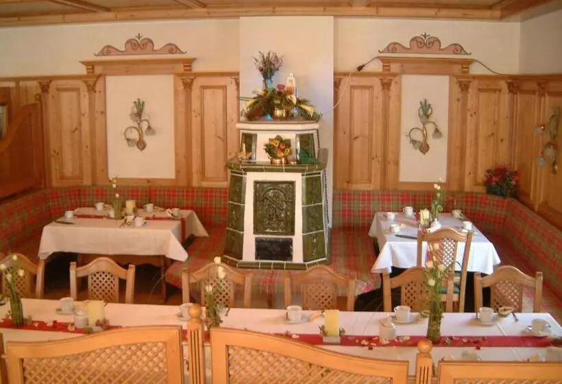 & Pension Zum Birnthaler