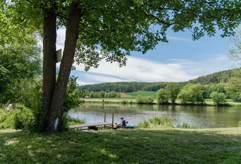 & Pension Zum Birnthaler