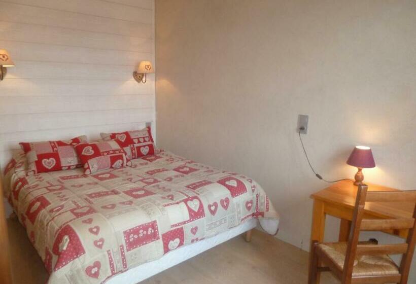 ユースホステル Auberge Le Sillet