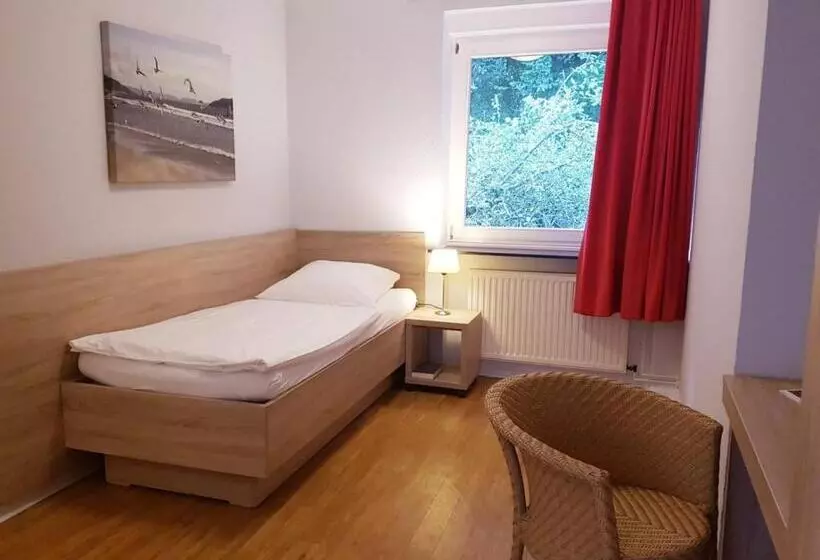 ユースホステル Christian Jensen Kolleg Und Gästehäuser