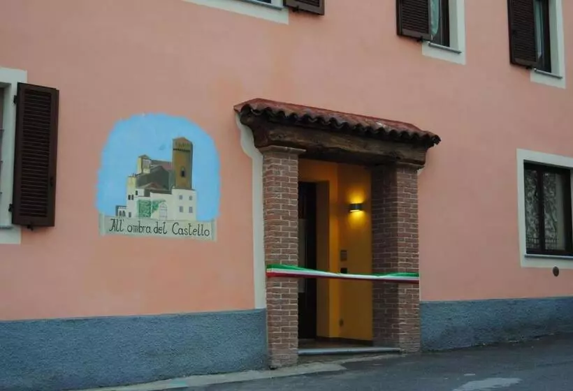 Aamiaismajoitus (B&B) All'ombra Del Castello