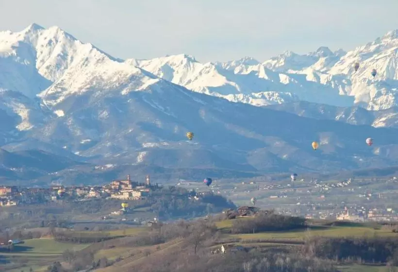 Aamiaismajoitus (B&B) All'ombra Del Castello