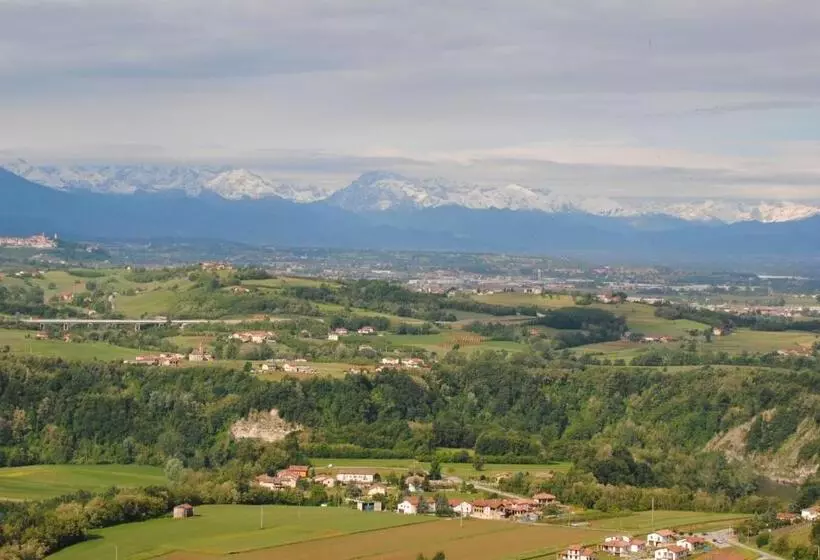 Aamiaismajoitus (B&B) All'ombra Del Castello