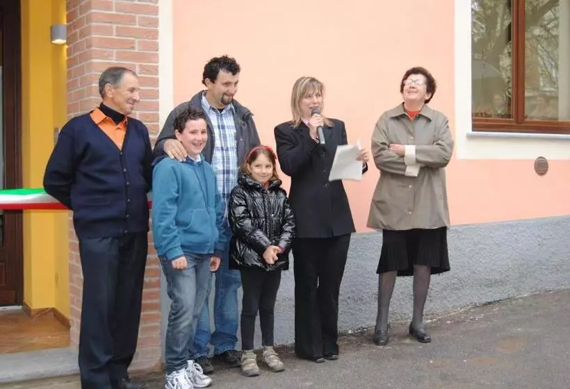 Aamiaismajoitus (B&B) All'ombra Del Castello