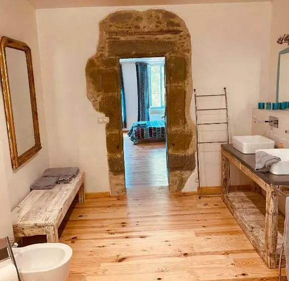 تختخواب و صبحانه Chambres D Hôtes Domaine Saint Joly