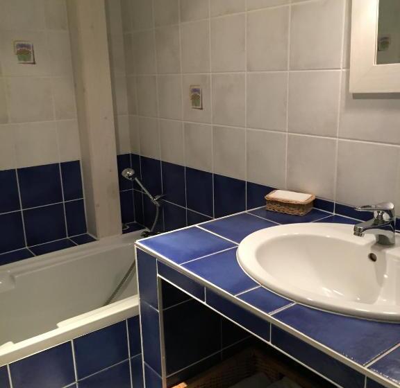 住宿加早餐  Chambres D'hôtes Les Templiers