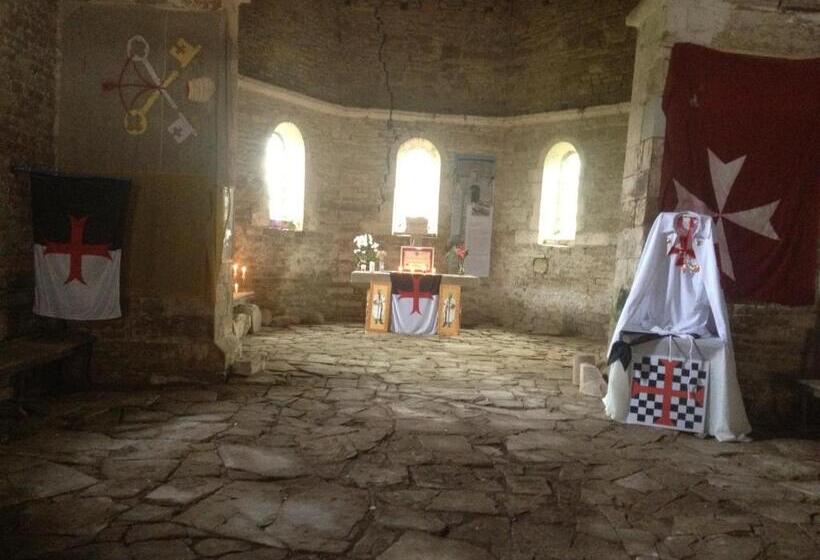 住宿加早餐  Chambres D'hôtes Les Templiers