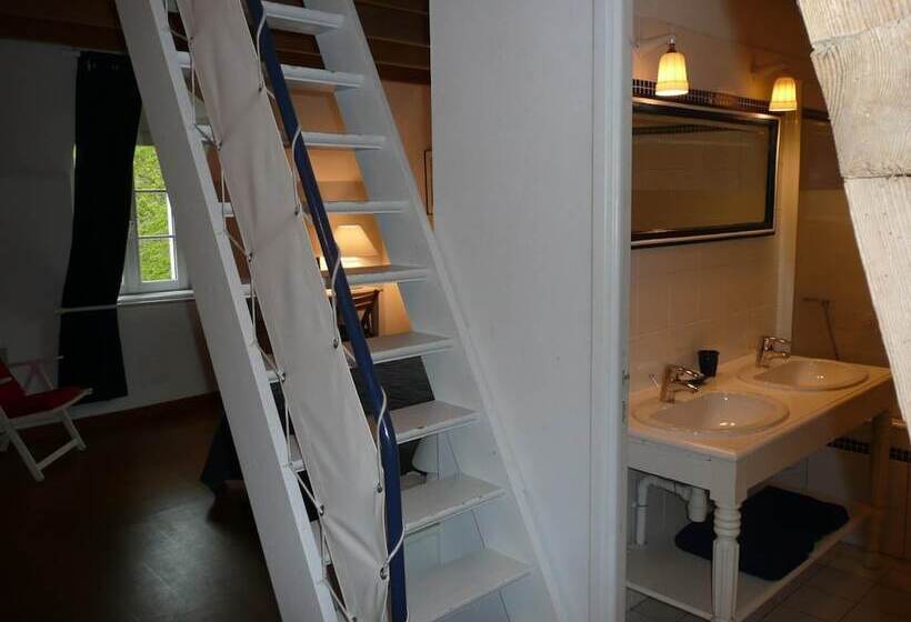 مبيت وإفطار La Ferme Du Dizacre