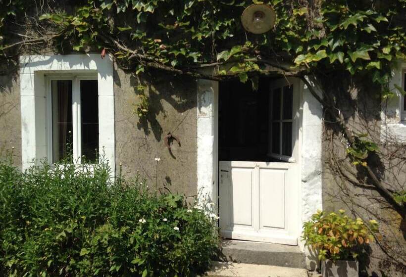 مبيت وإفطار La Ferme Du Dizacre