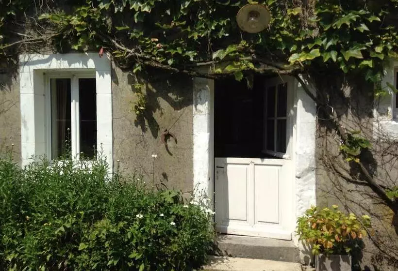 ベッドアンドブレックファースト La Ferme Du Dizacre