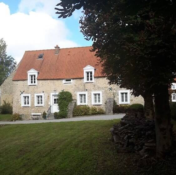 مبيت وإفطار La Ferme Du Dizacre